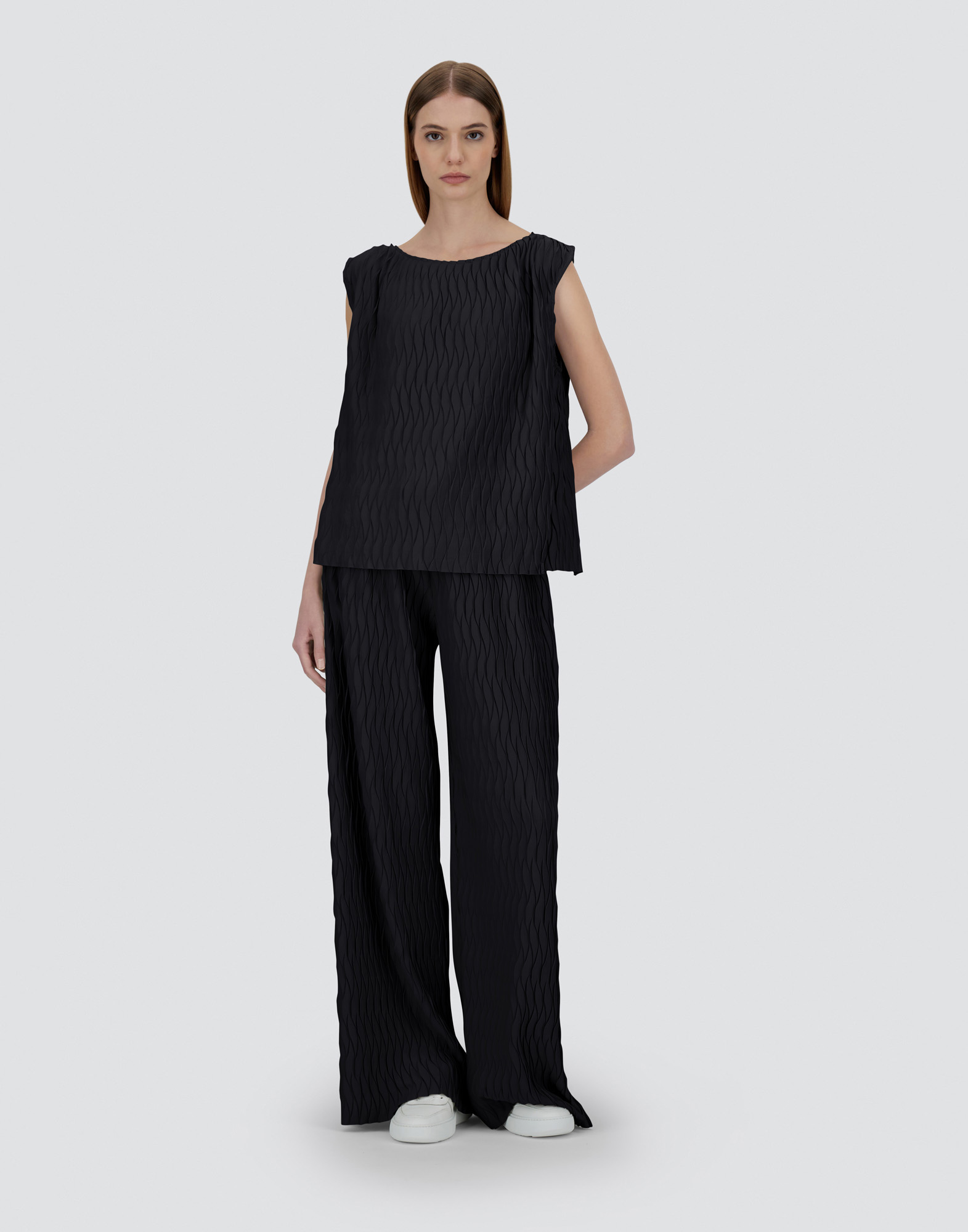 Herno Wrinkled Effect Polyester Jersey Tank Top In Black
