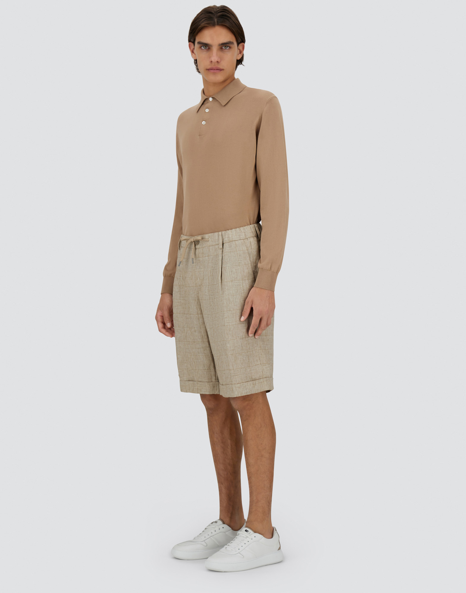 Herno Welsh Linen Shorts In Camel