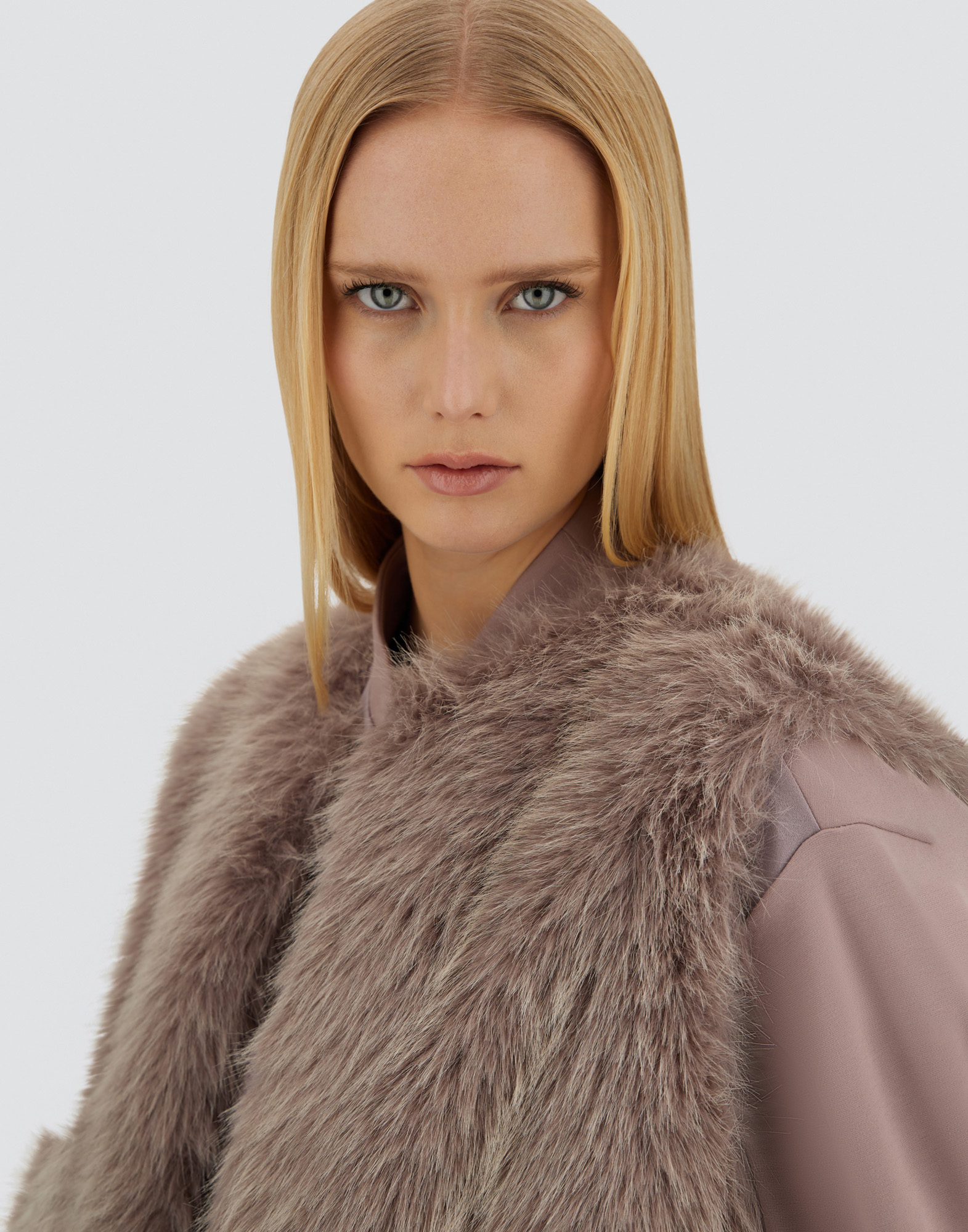 Herno Resort Vest In Fullness Faux Fur In Brown
