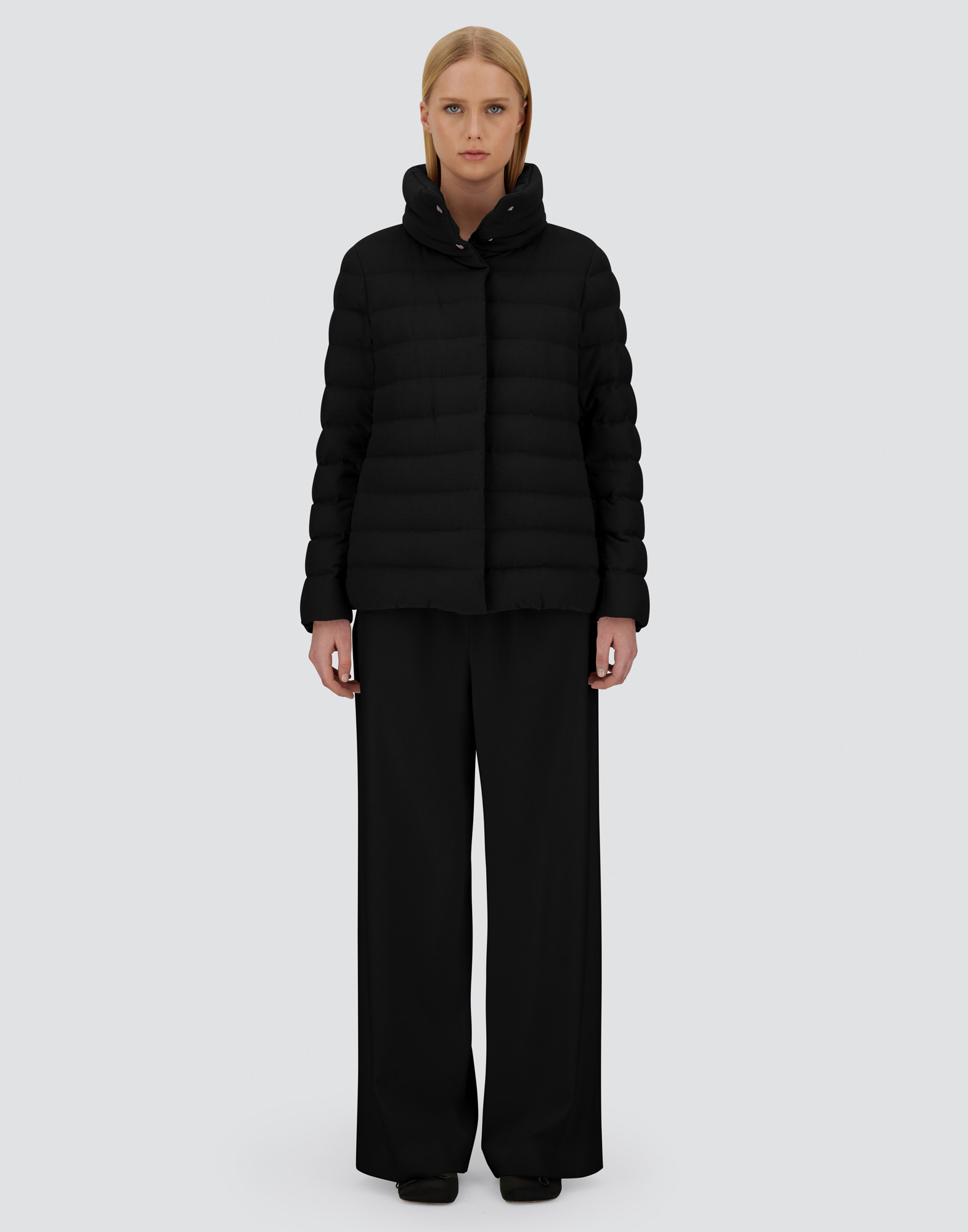 Herno Resort Cape In Cashmere Silk In Black