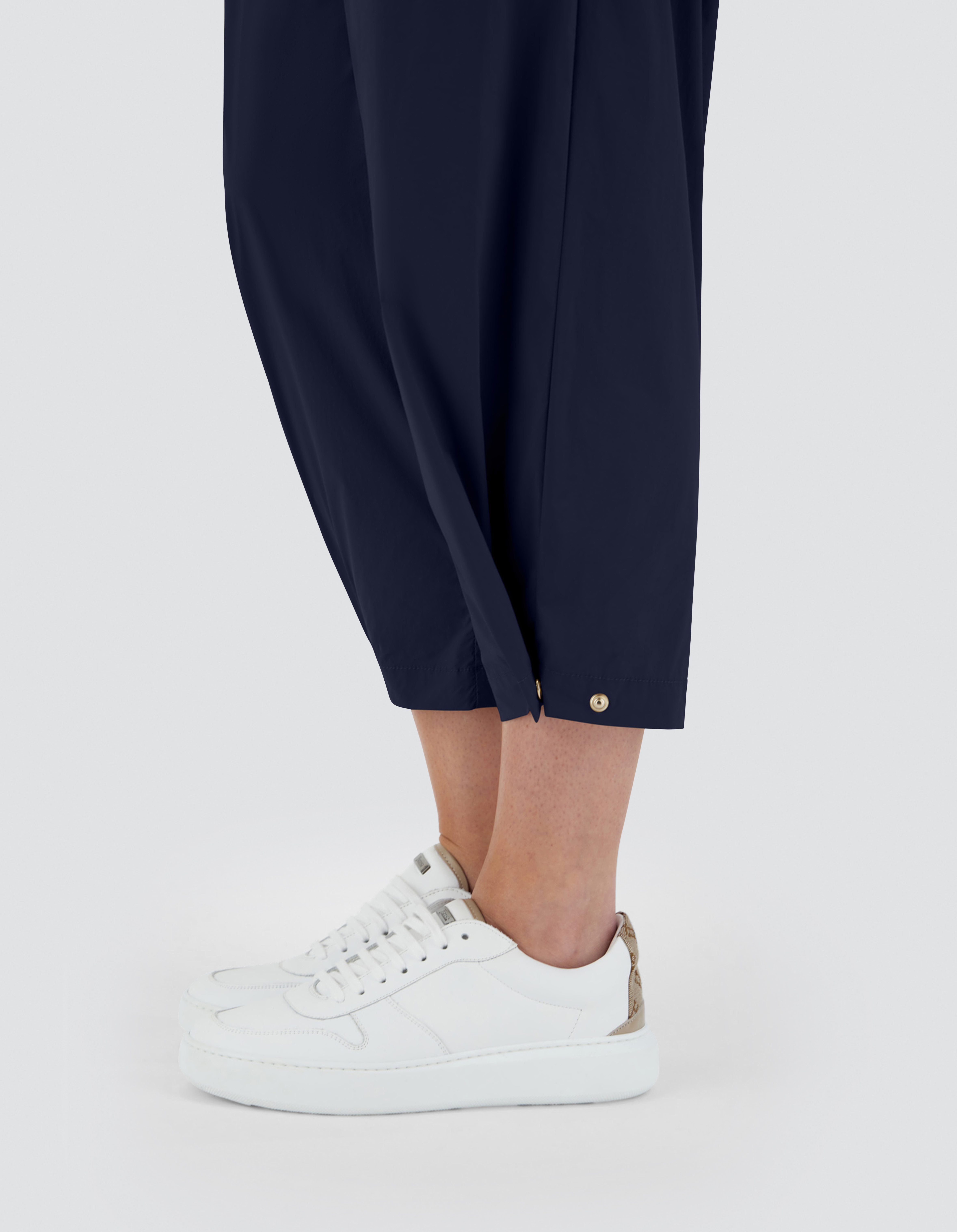 Herno Trousers In Light Nylon Stretch In Blue