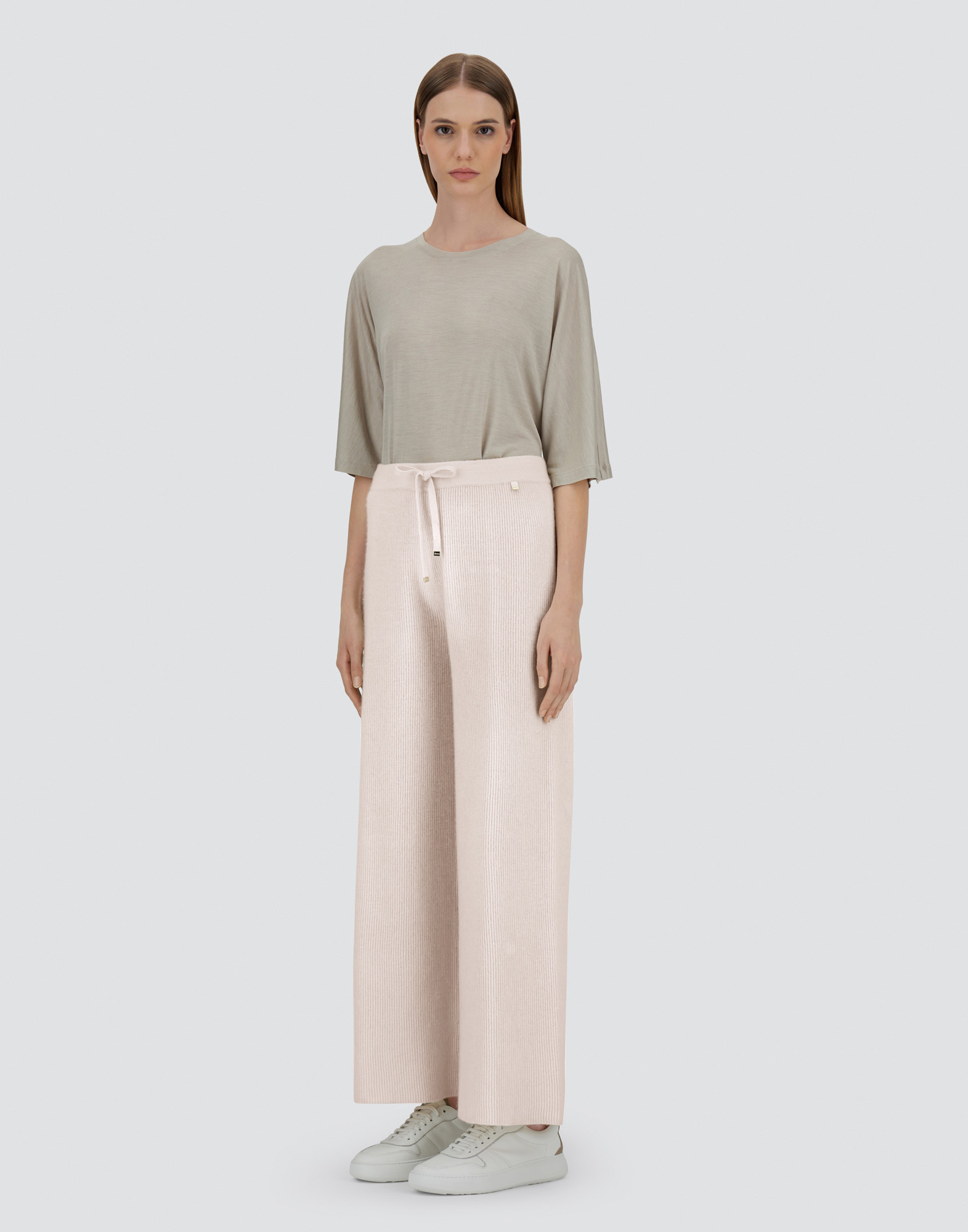 Herno Trousers In Ribbed Wool Cashmere In Chantilly