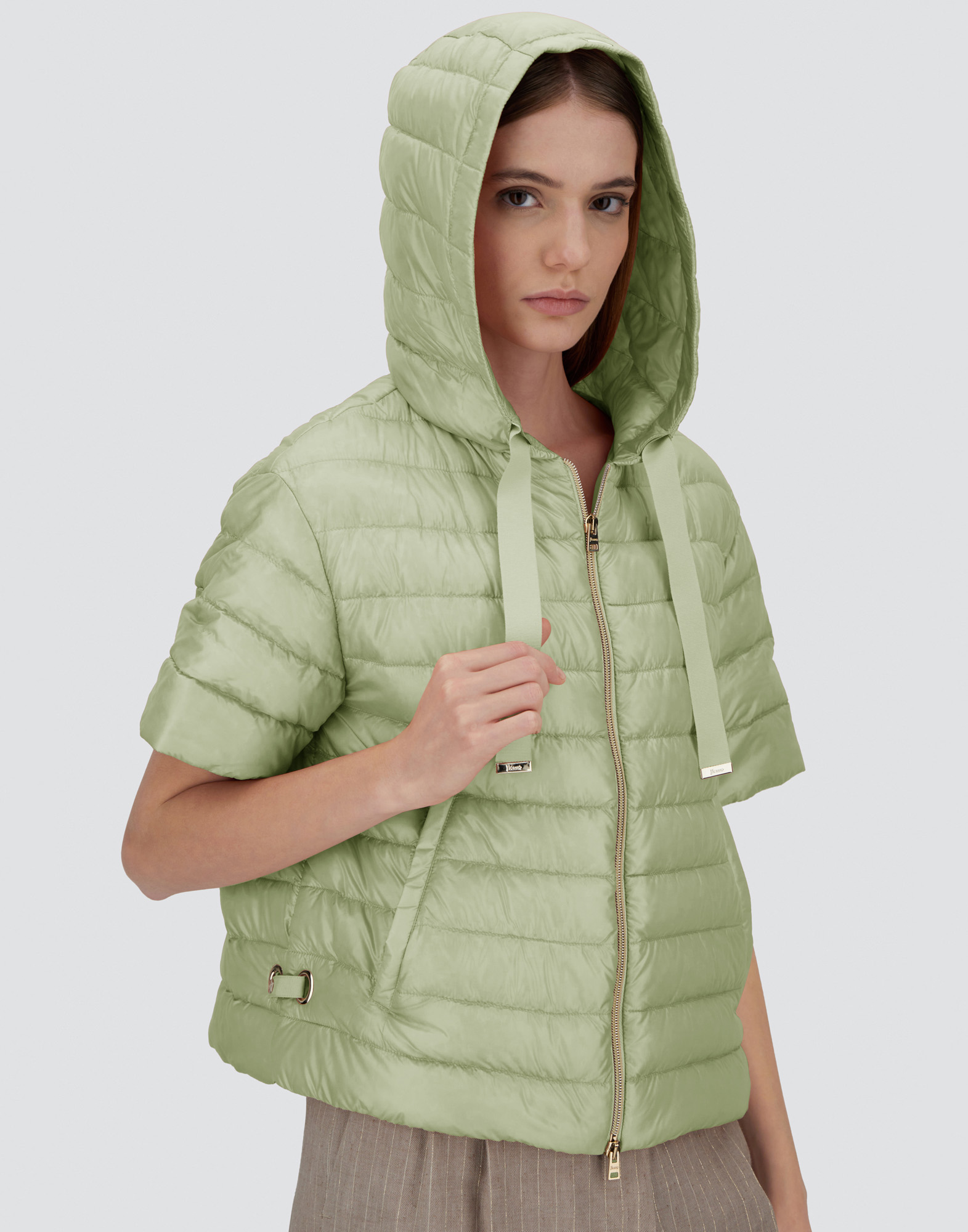 Herno Cape In Nylon Ultralight In Light Green
