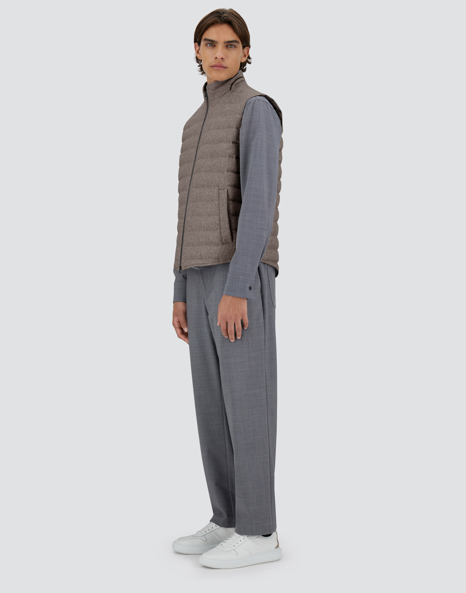 Herno Cashmere And Silk Sleeveless In Dove Grey