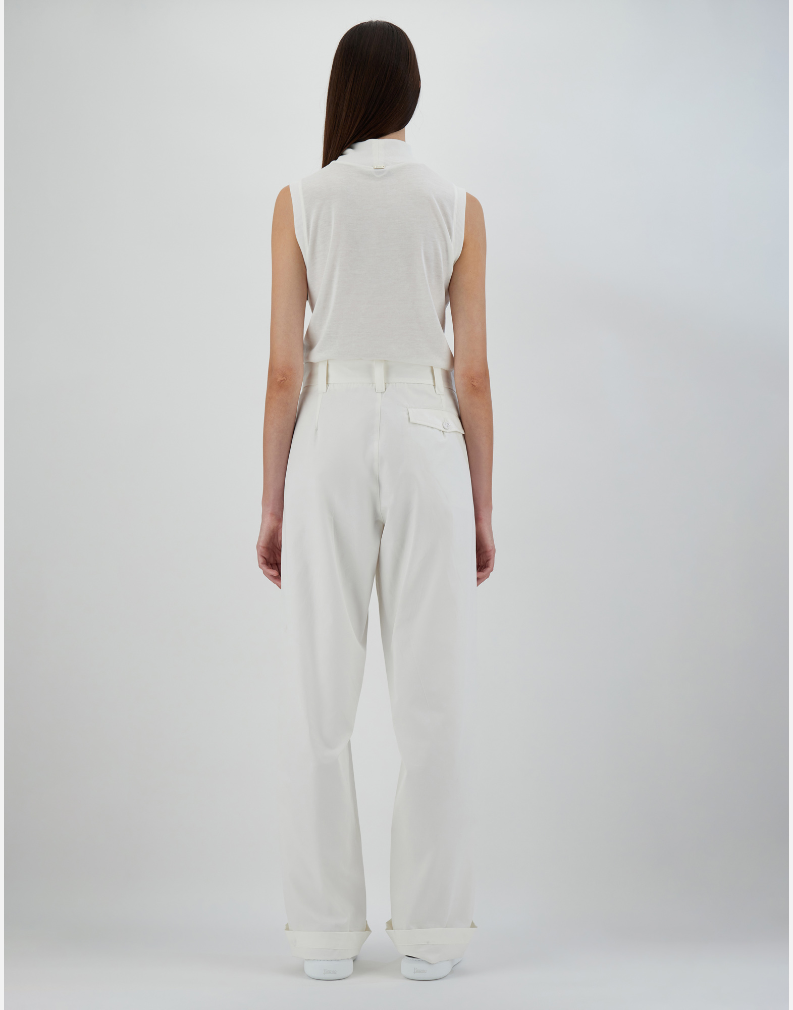 Herno Delon パンツ In White