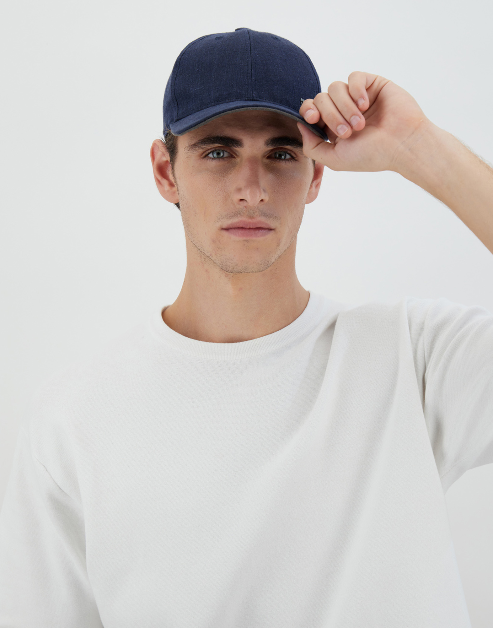 Shop Herno New Lino Cap In Blue/white