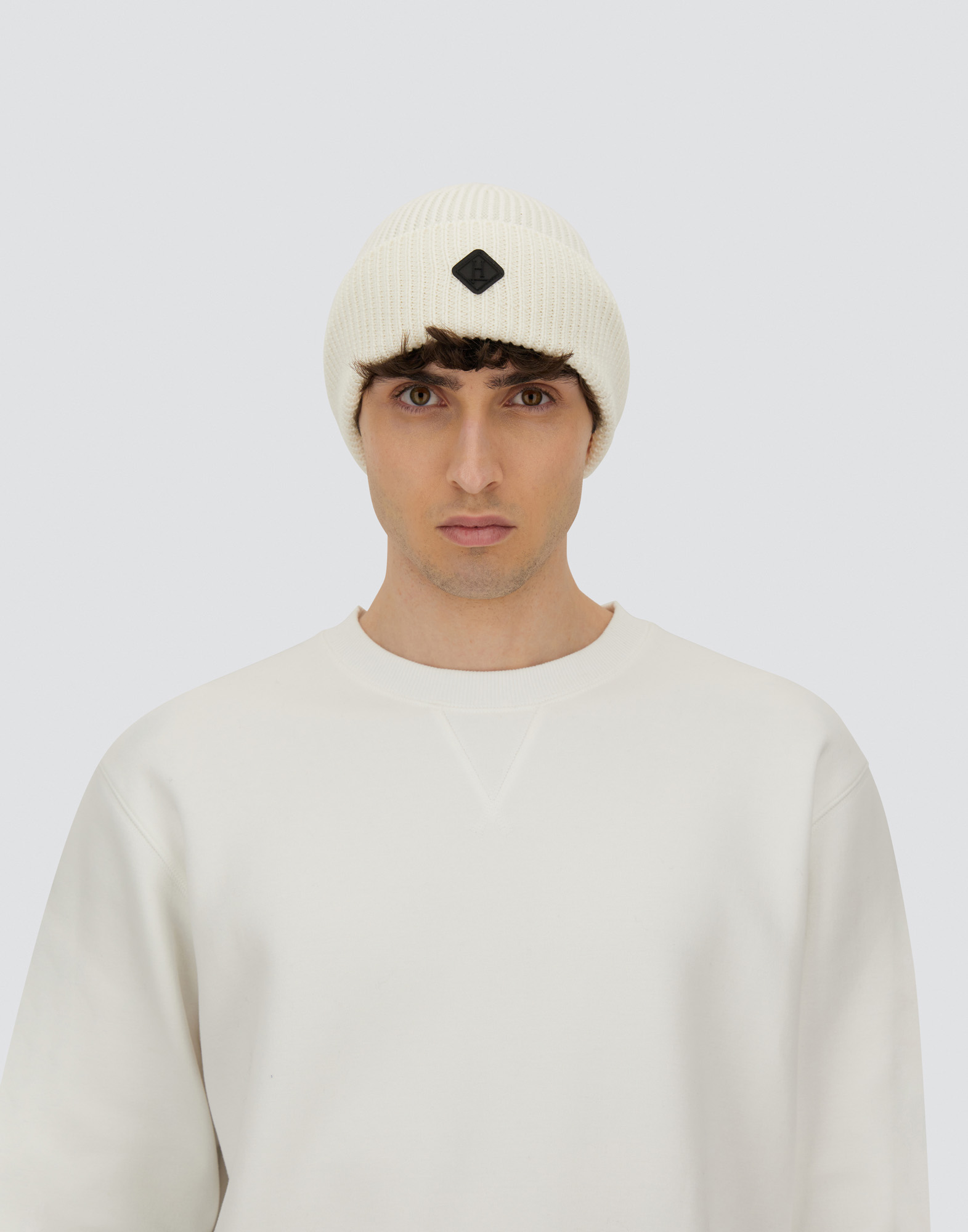 Herno Beanie In Ribbed Merino Wool In White