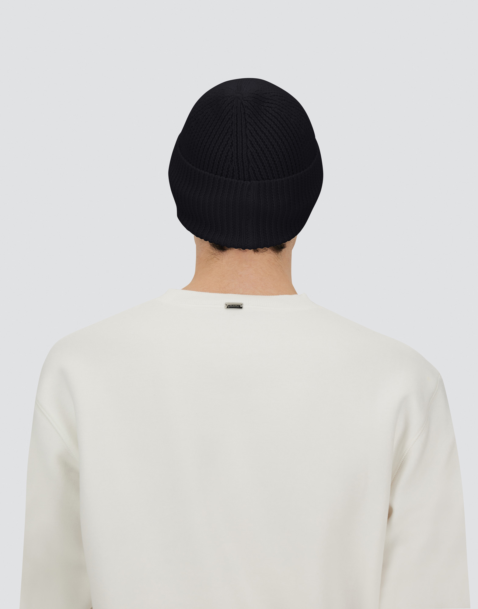 Herno Beanie In Ribbed Merino Wool In Black