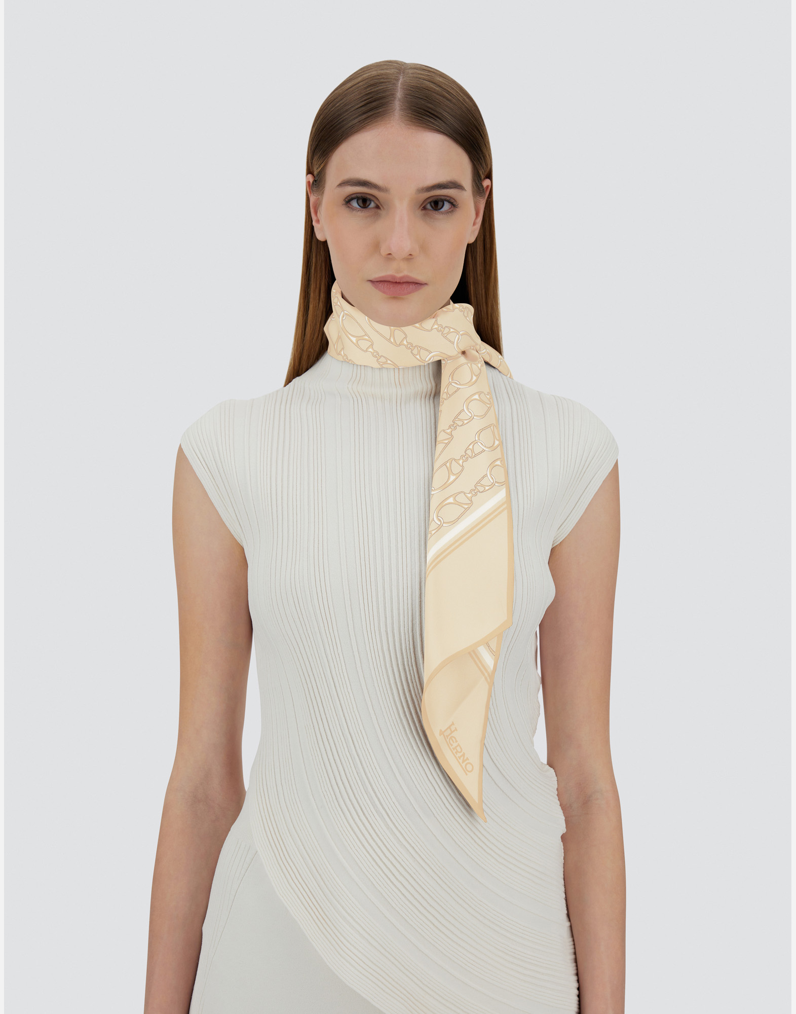 Herno Scarf In Iconic Print Silk In Cream