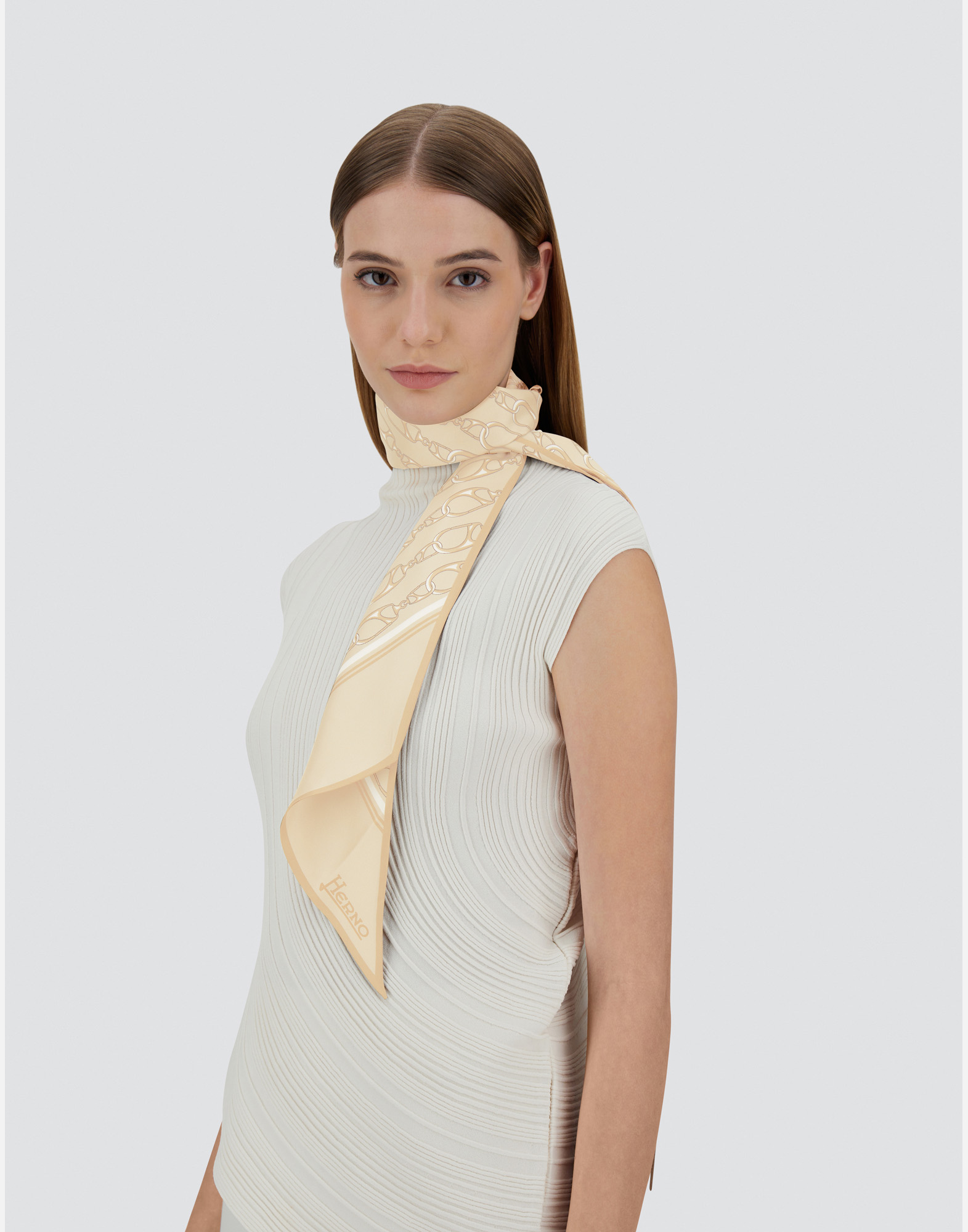 Herno Scarf In Iconic Print Silk In Cream