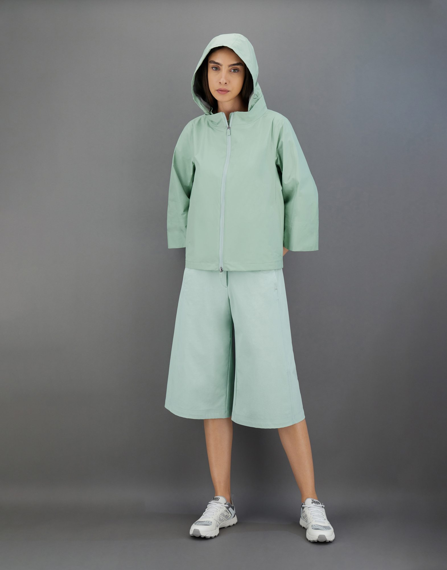Herno Laminar Cape In Gore-tex Paclite In Seafoam Green