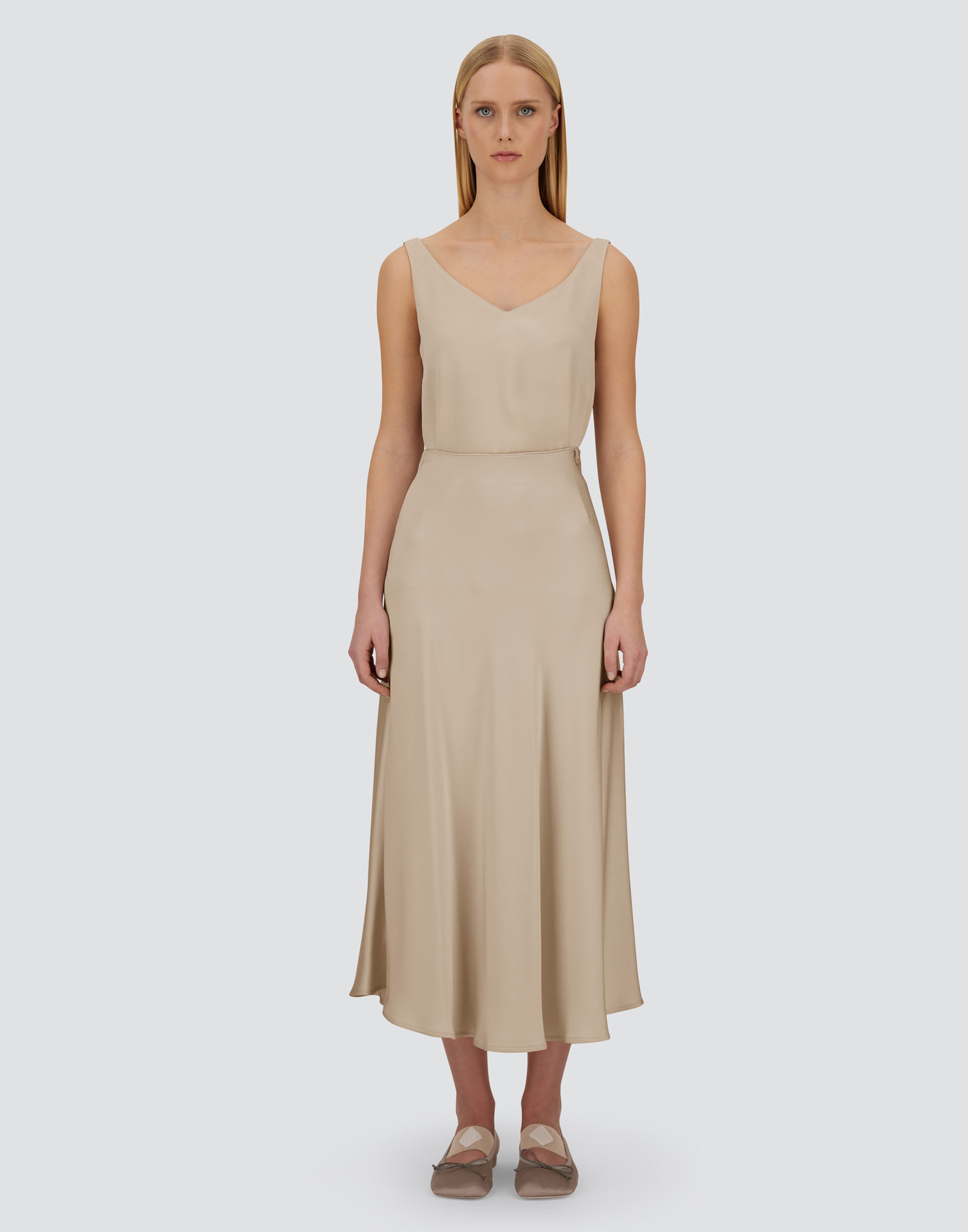 Herno Resort Skirt In Envers Satin In White