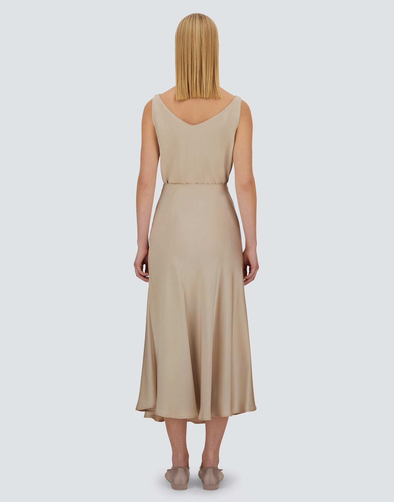 Herno Resort Skirt In Envers Satin In White