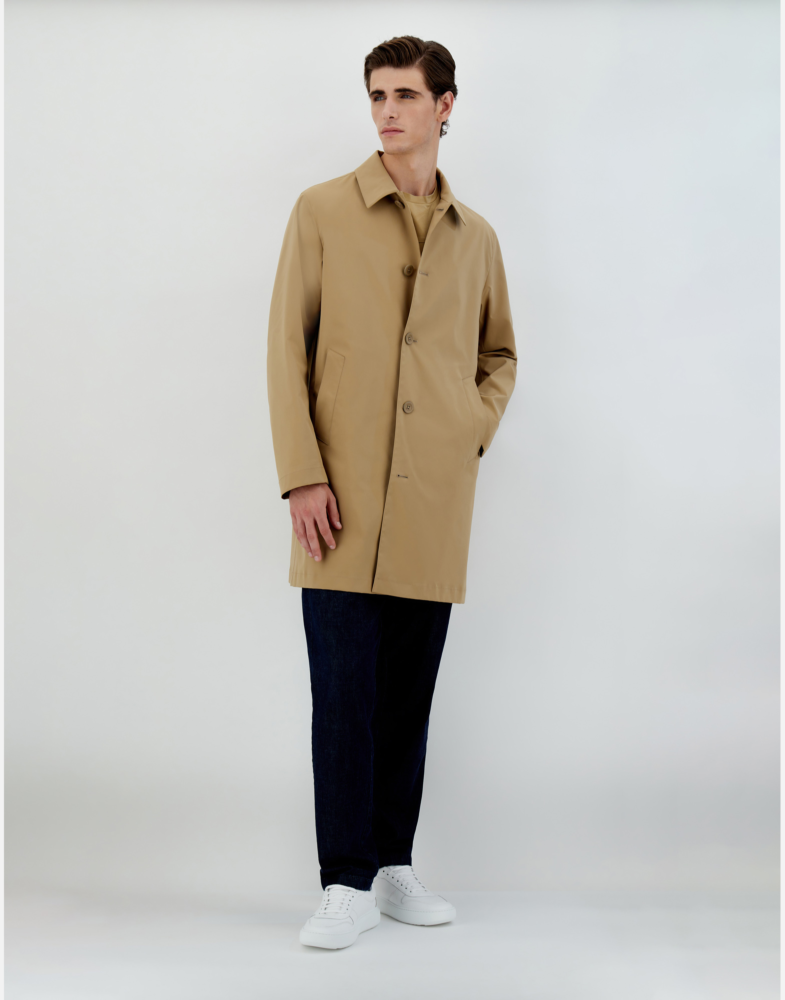 Herno Drizzle Raincoat In Beige