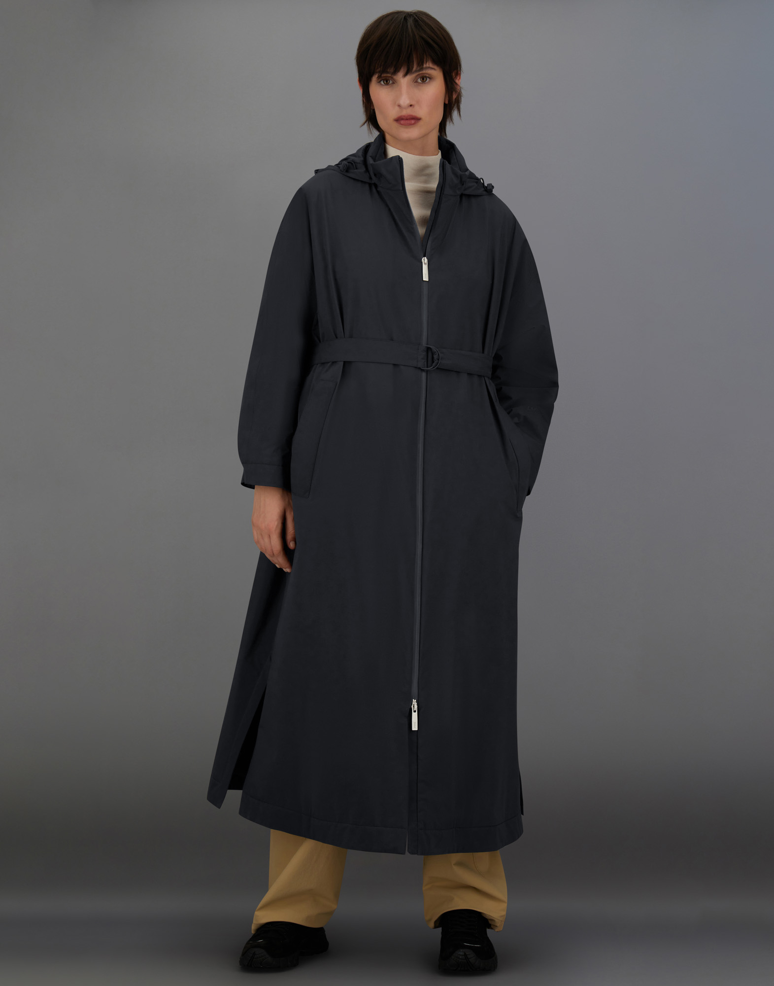 Herno Laminar 2l Goretex Trench Coat In Black