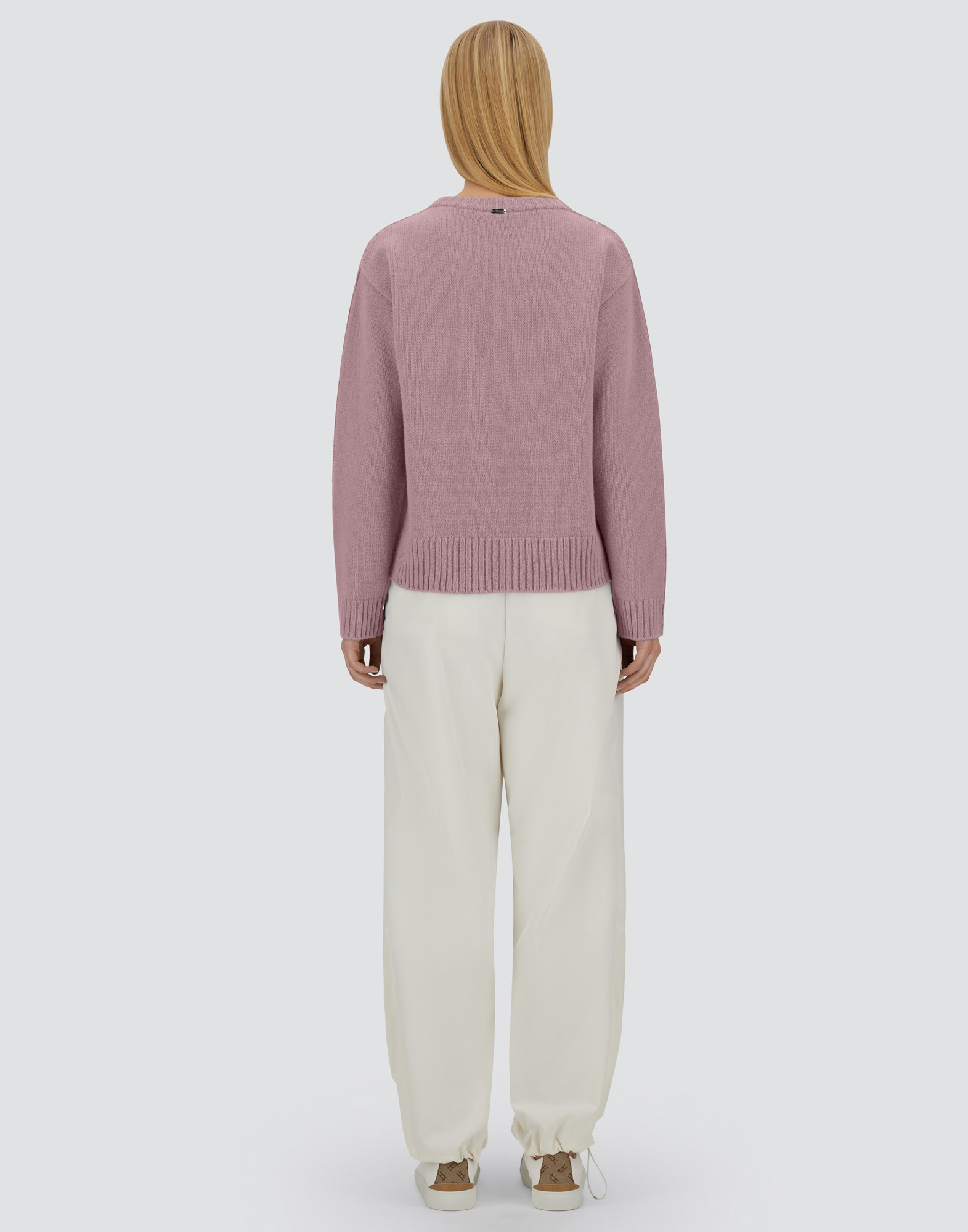Herno Crew Neck Long Sleeve Sweater In Pink