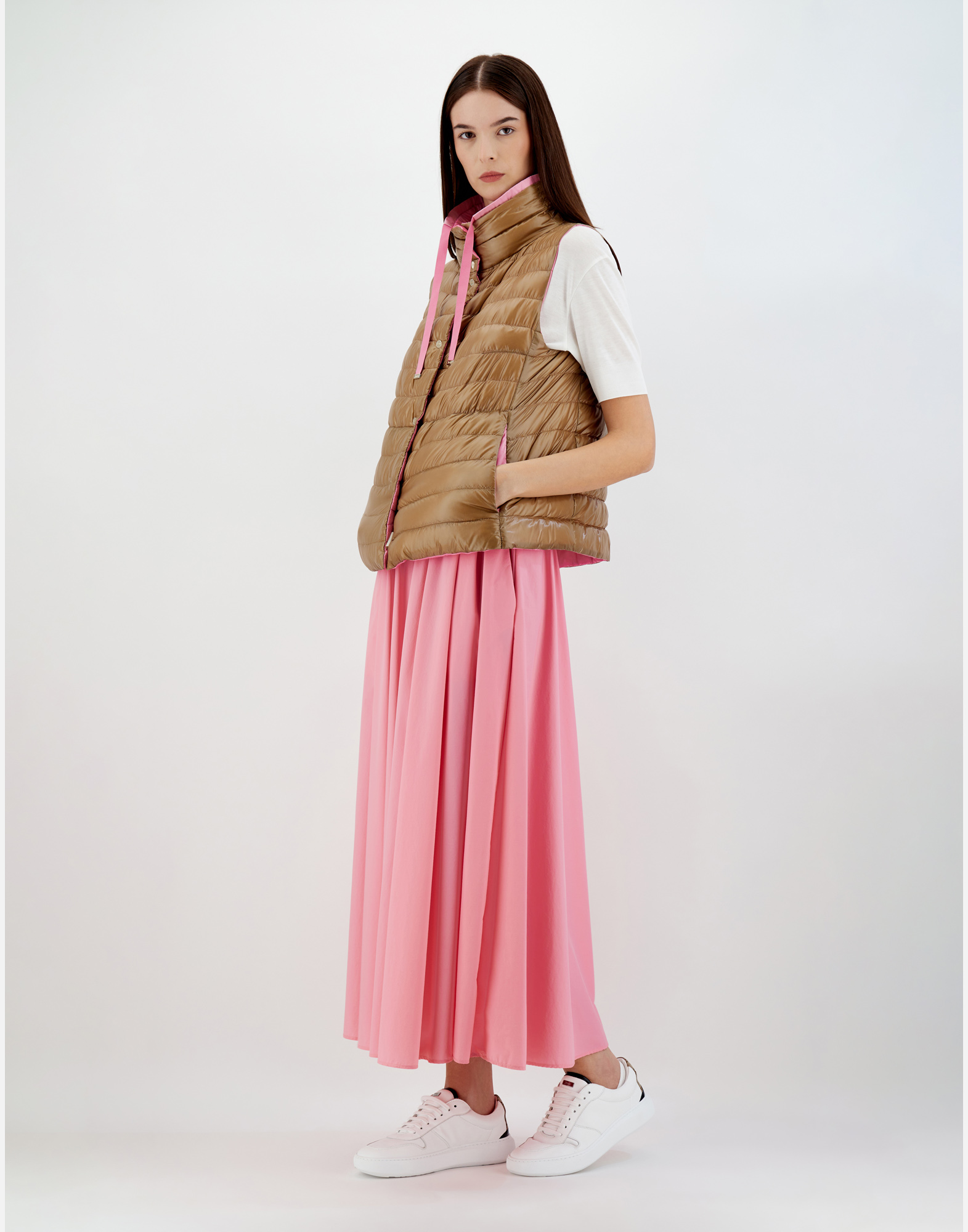 Herno Reversible Sleeveless Jacket In Nylon Ultralight In Paradise Pink