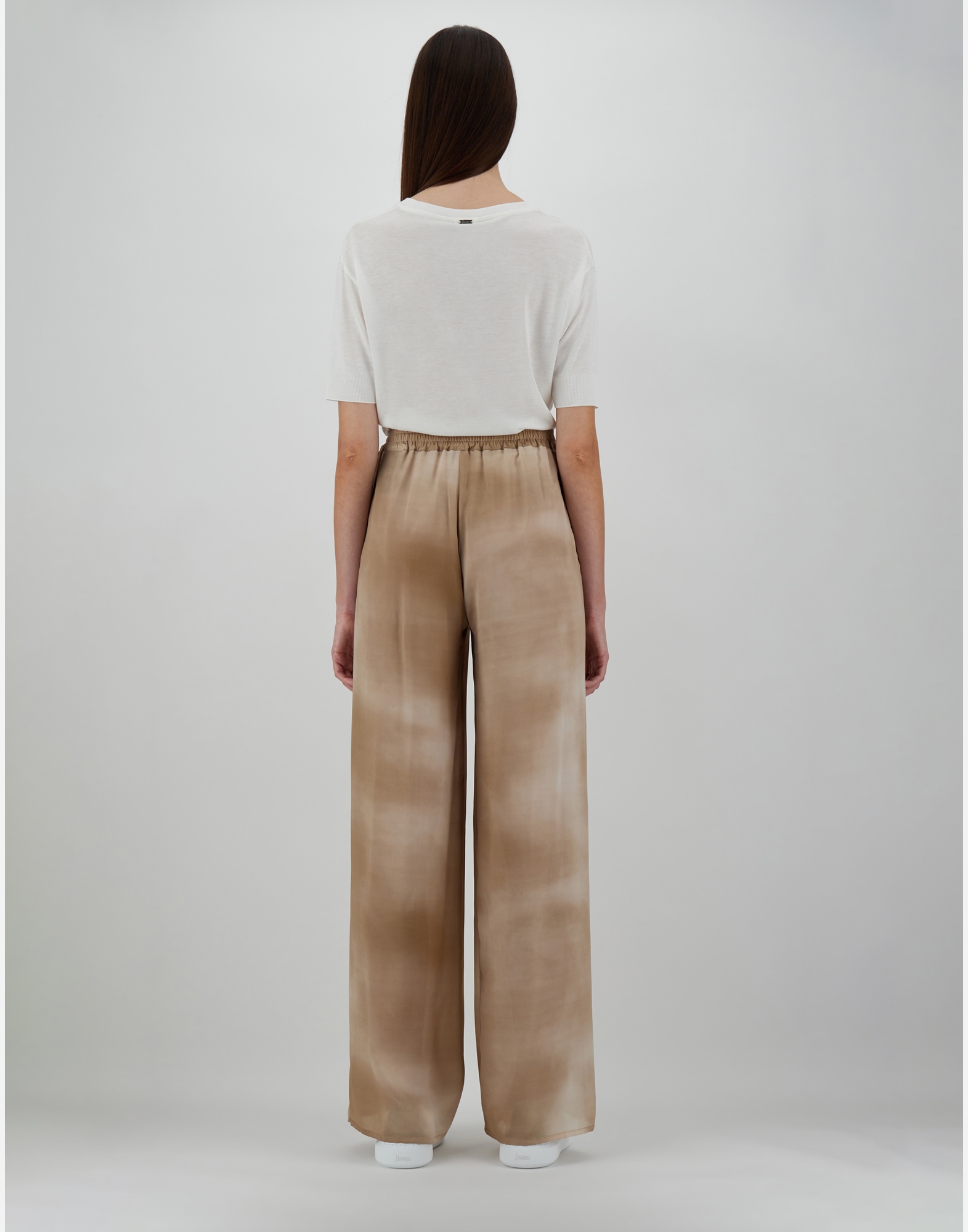 Herno Cloud Silk Trousers In Sand