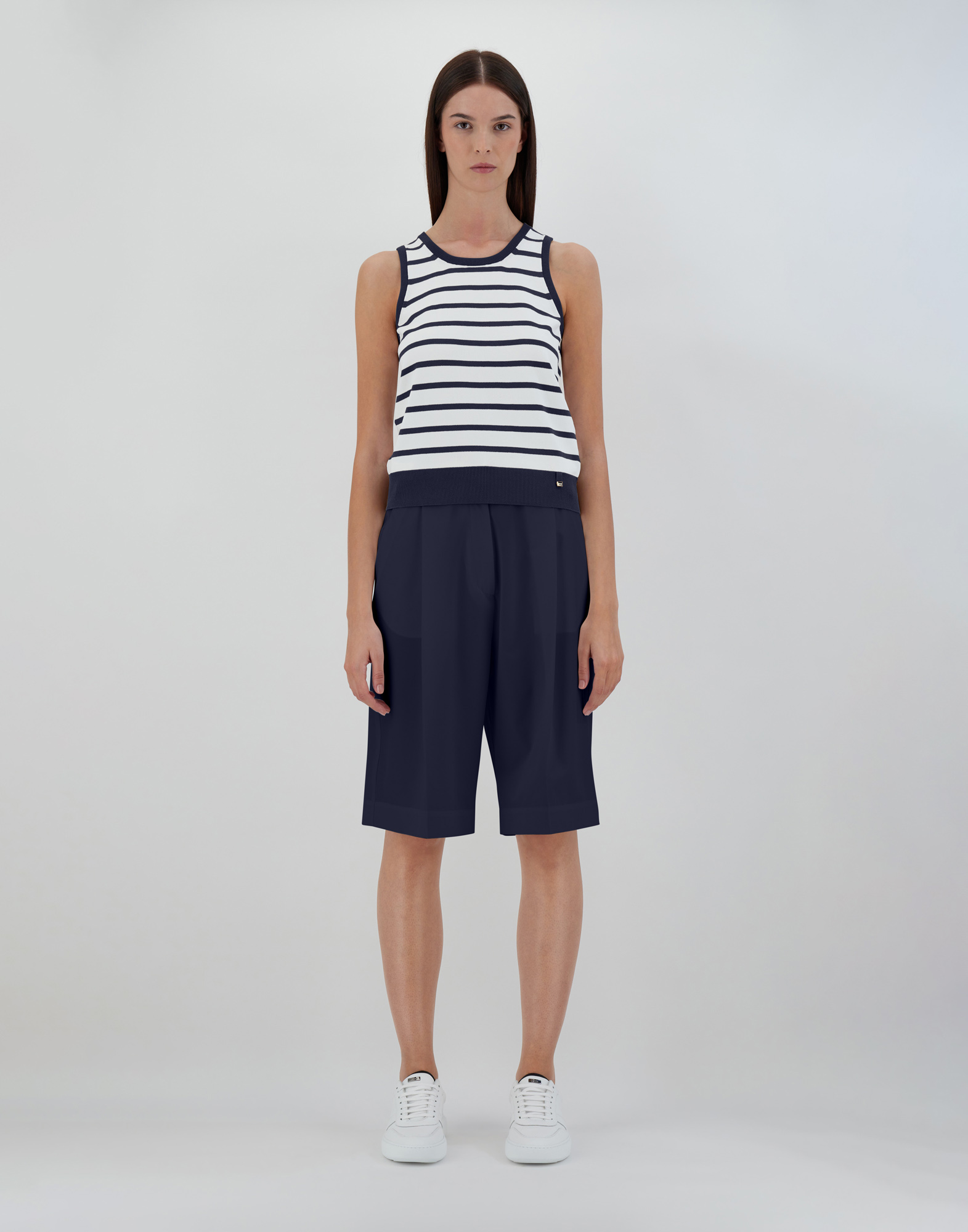 Herno Structures Nylon Shorts In Navy Blue