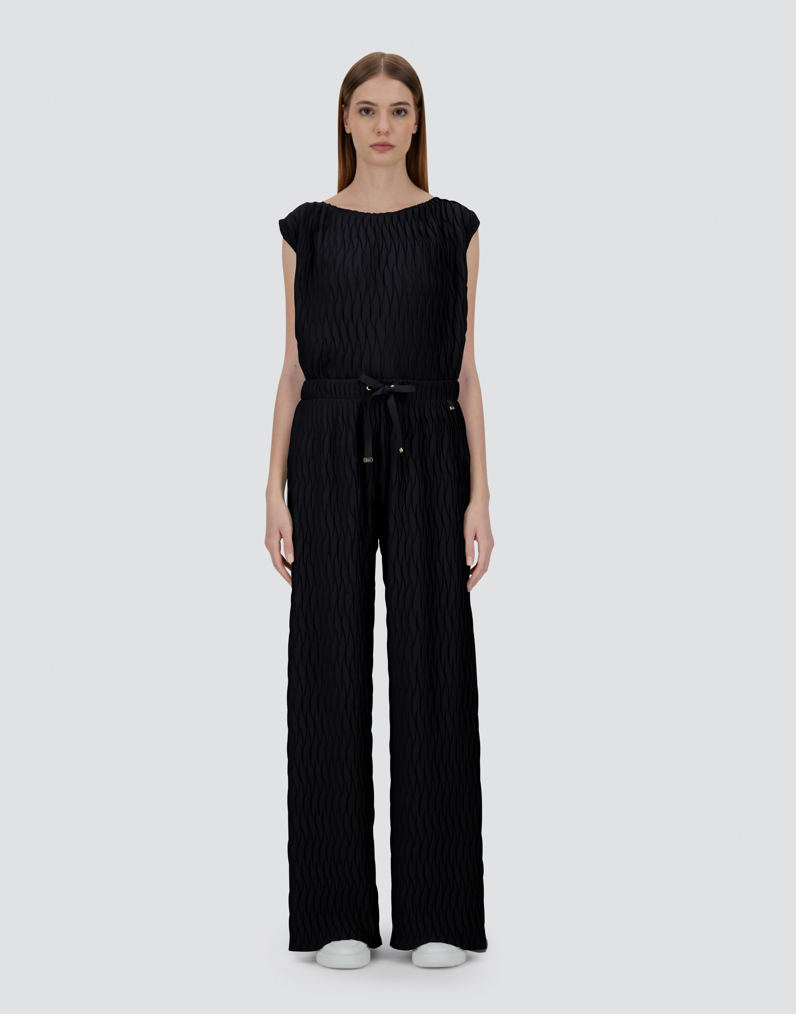 Herno Black Trousers With Wavy Pattern And Drawstring Waist In Black