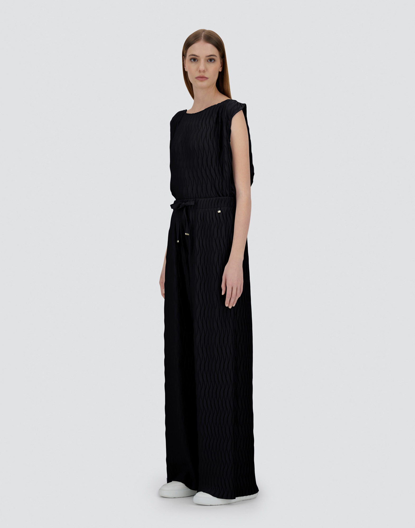 Herno Black Trousers With Wavy Pattern And Drawstring Waist In Black