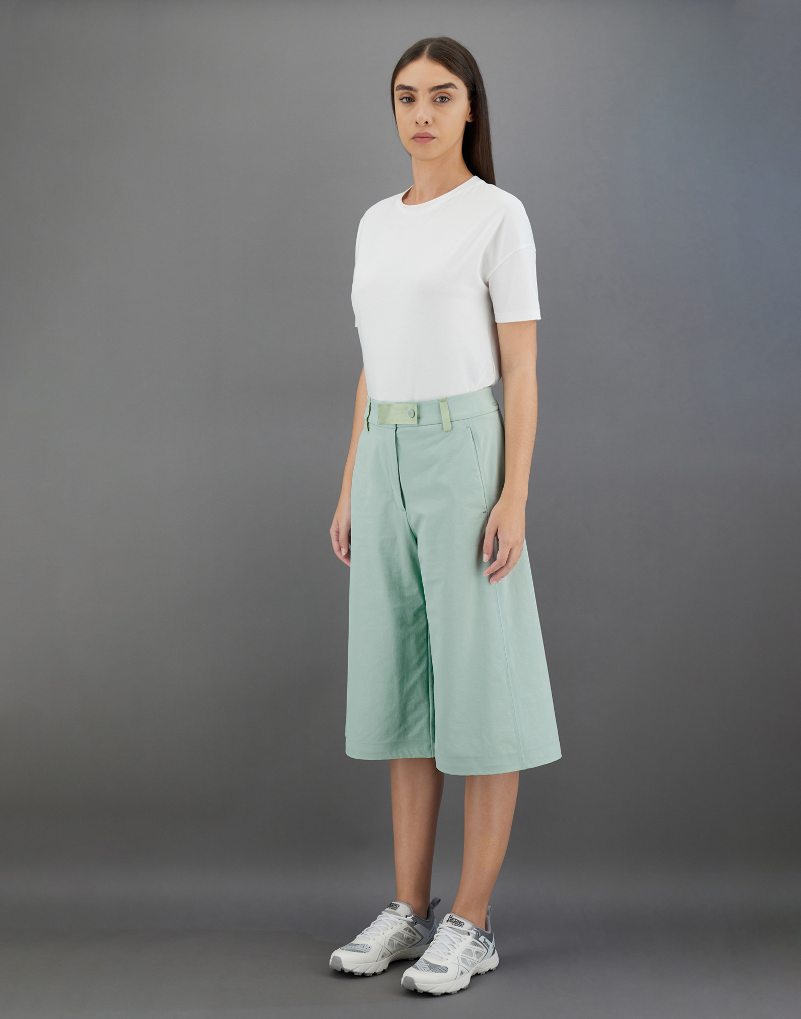 Herno Cropped Laminar Trousers In Comfort Structured In Seafoam Green