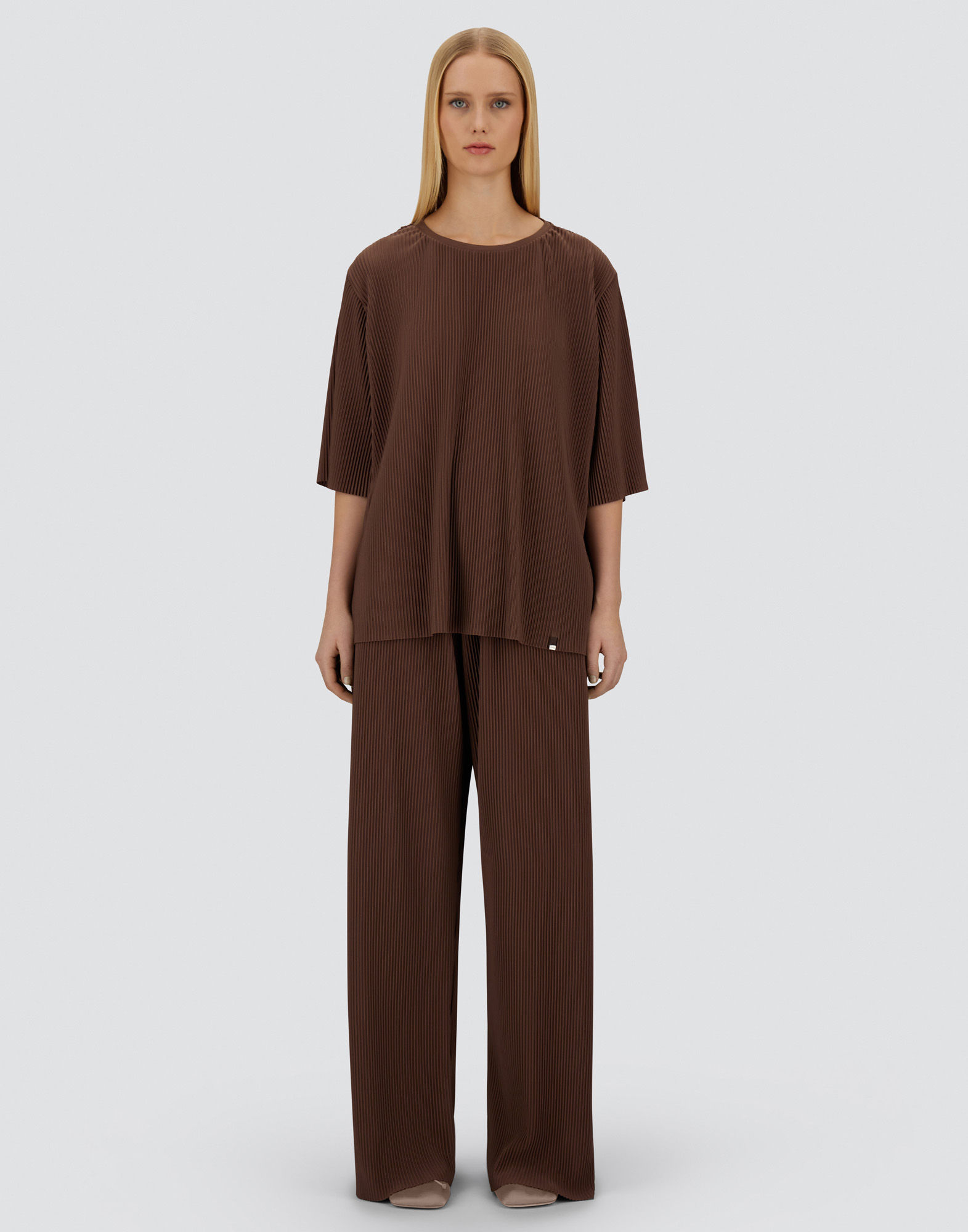 Herno Resort Trousers In Pleated Jersey In Brown