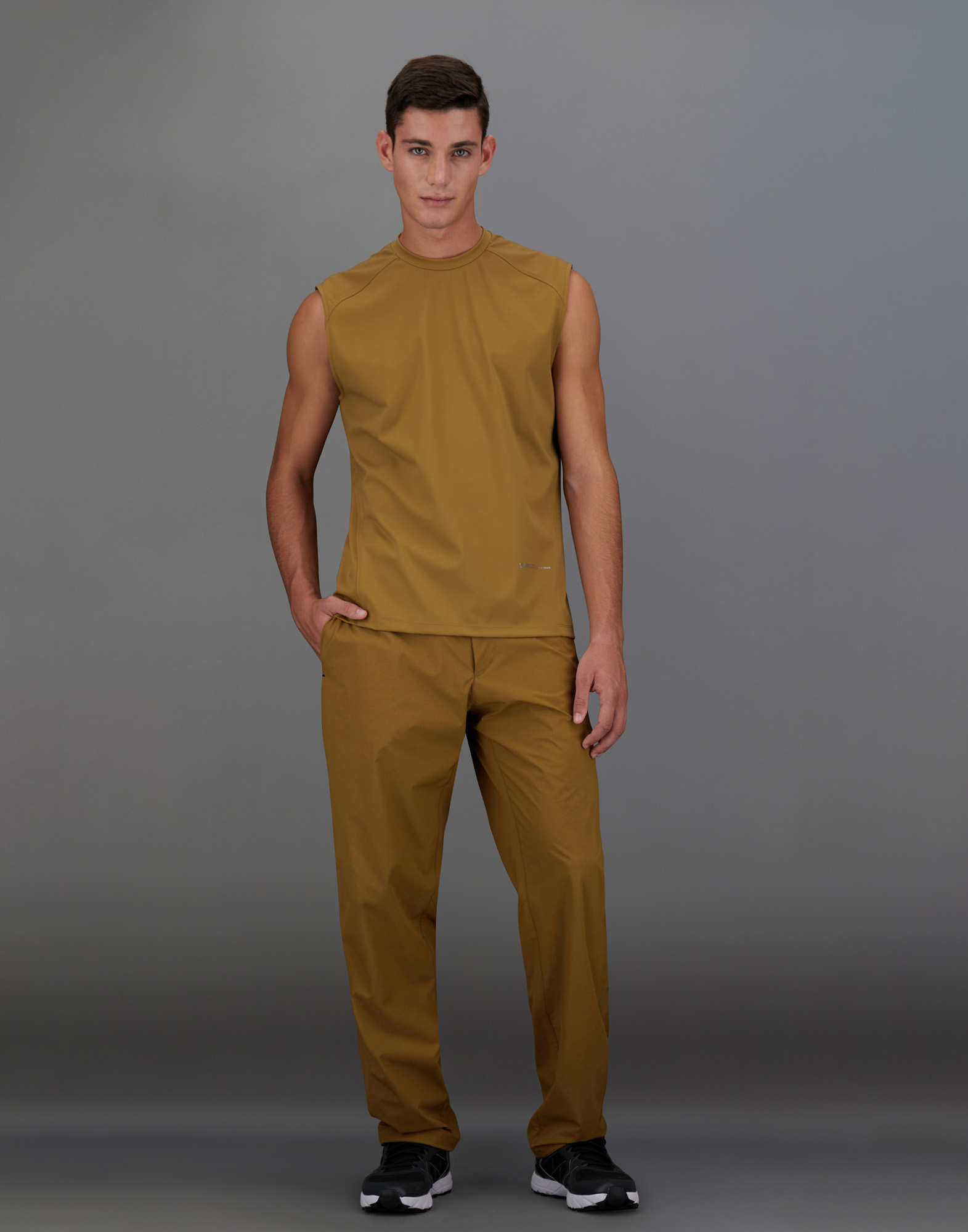 Herno Laminar Trousers In Extralight Stretch In Light Brown