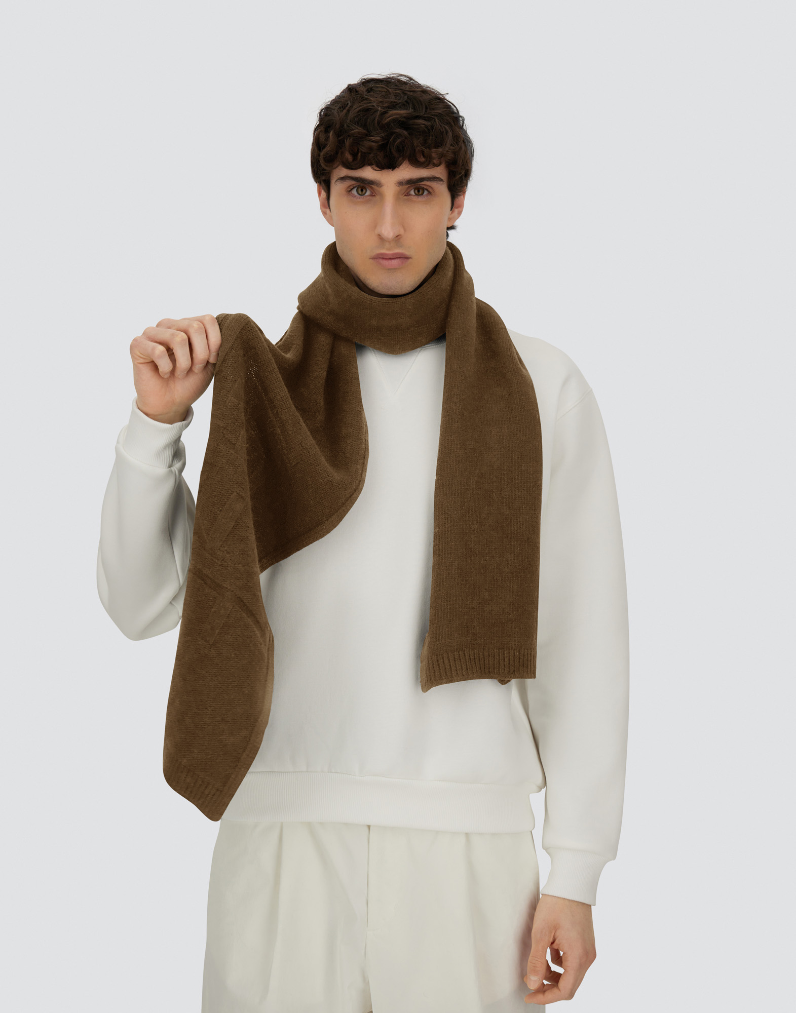 Herno Scarf In Pureâ Cashmere In Brown